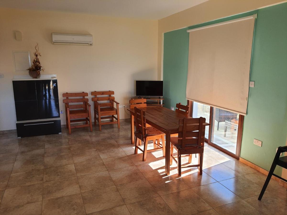 Joanna Sunset Apts Помос Экстерьер фото