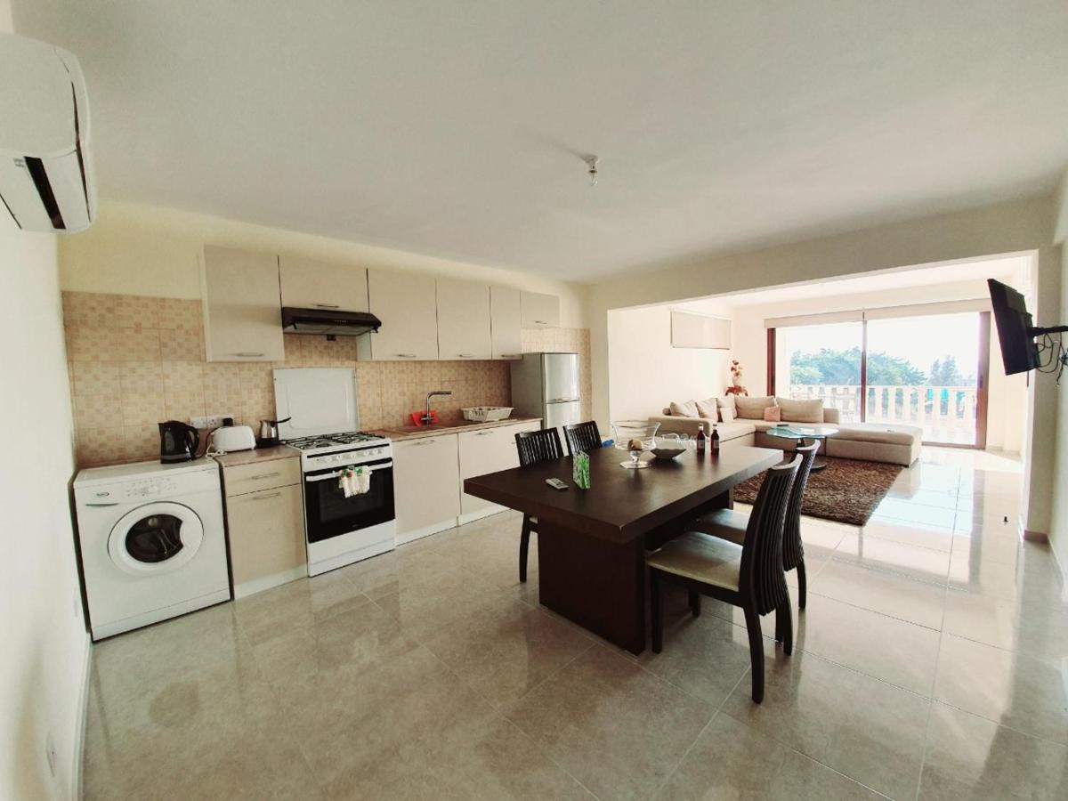 Joanna Sunset Apts Помос Экстерьер фото